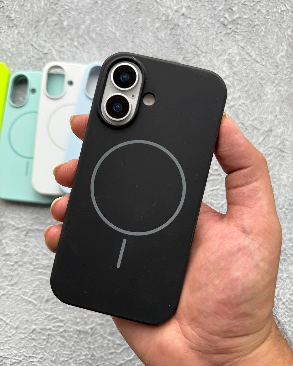 Sleek Luxury MagSafe Case – Ultra-Thin, Shockproof & Lined with Soft Microfiber Flock