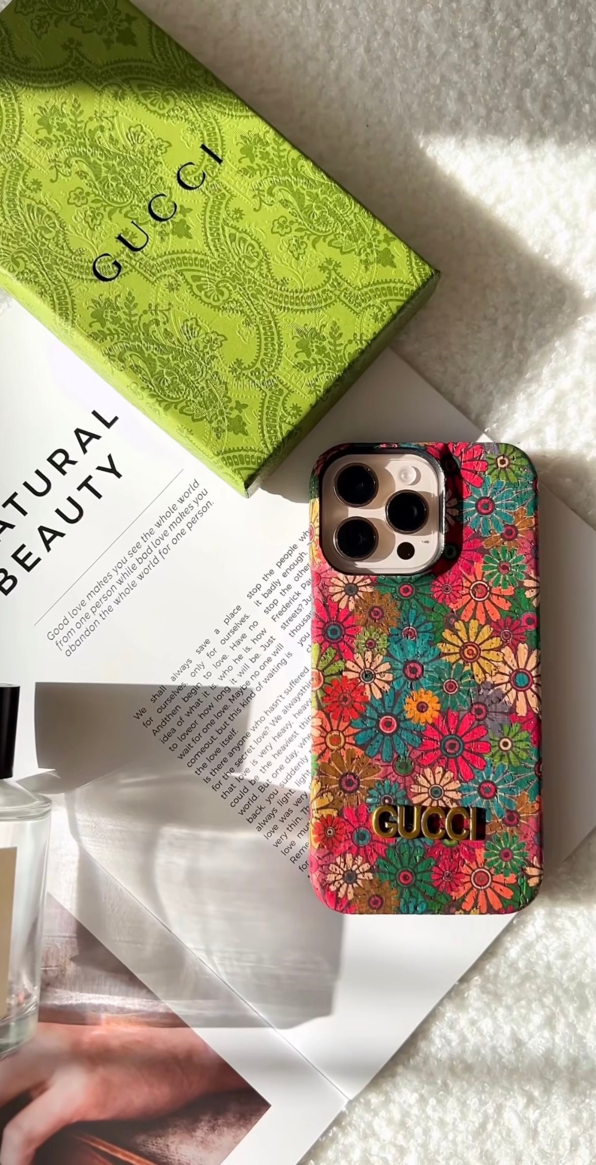 Floral Gucci Case with Plush Microfiber Interior & Sleek Shockproof Craftsmanship.